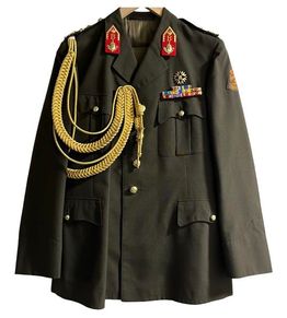 Uniform (21)